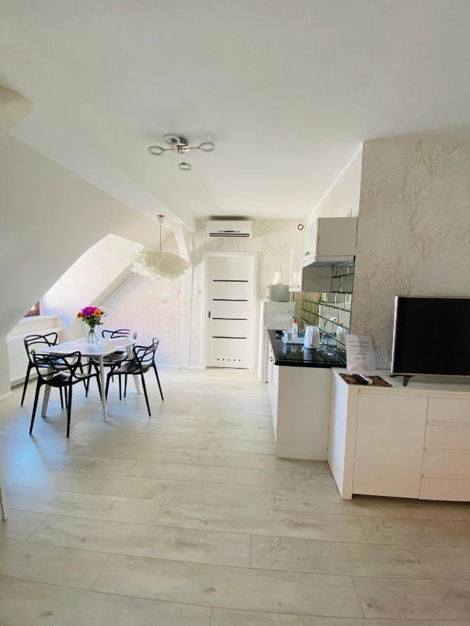 Hostel Freedom Stary Toruń Екстериор снимка