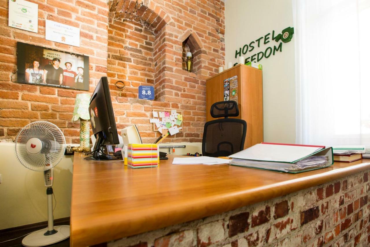Hostel Freedom Stary Toruń Екстериор снимка